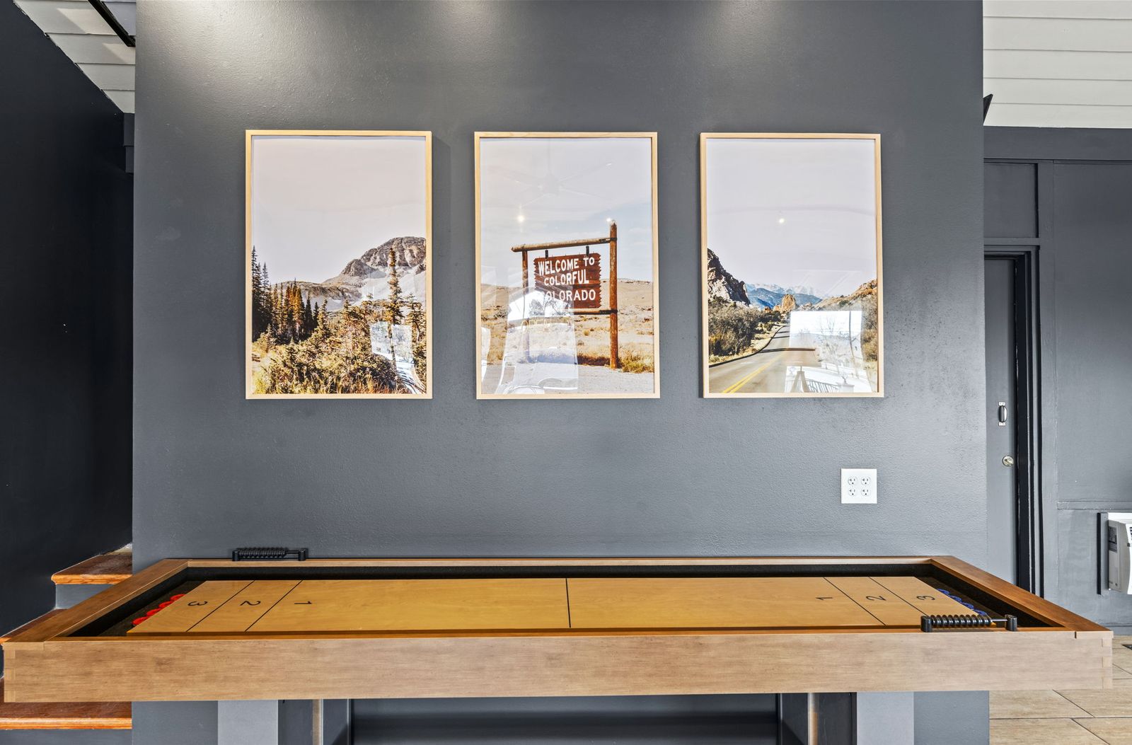 Hotel Reception at Adventure Inn Durango Colorado